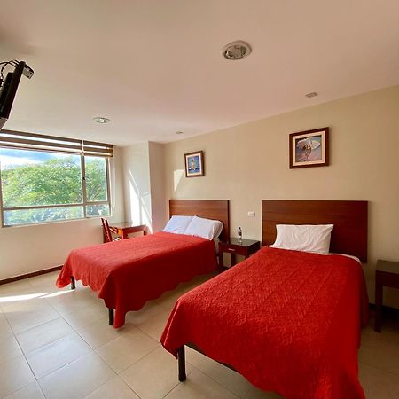 Hotel Carrion Loja Ruang foto