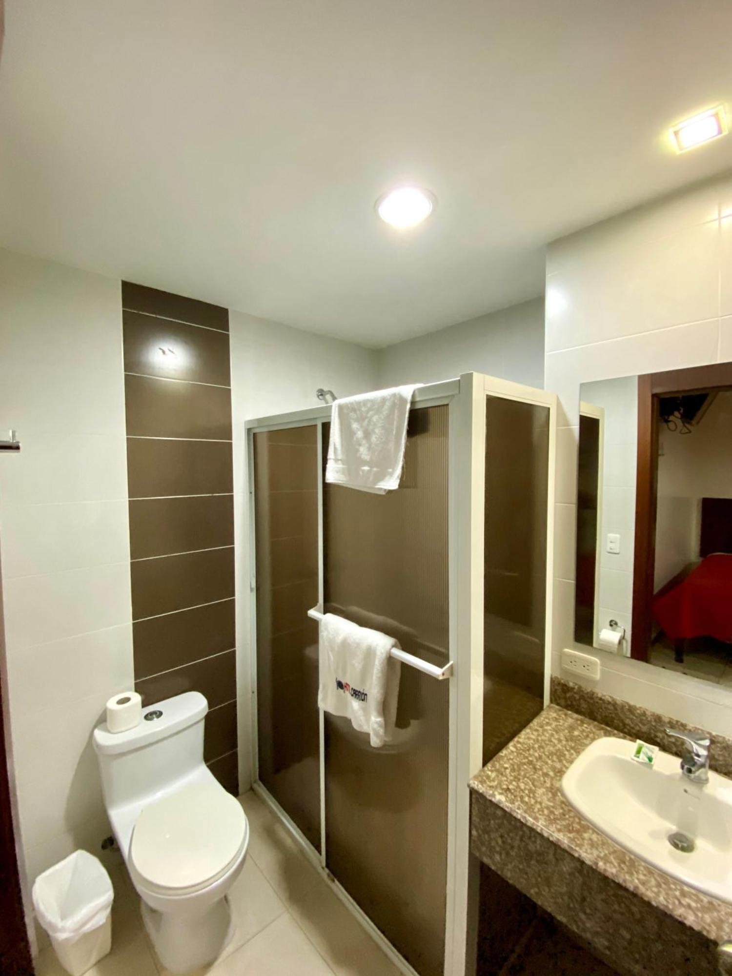 Hotel Carrion Loja Ruang foto